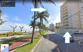 FRENTE PARA O MAR - pé na areia